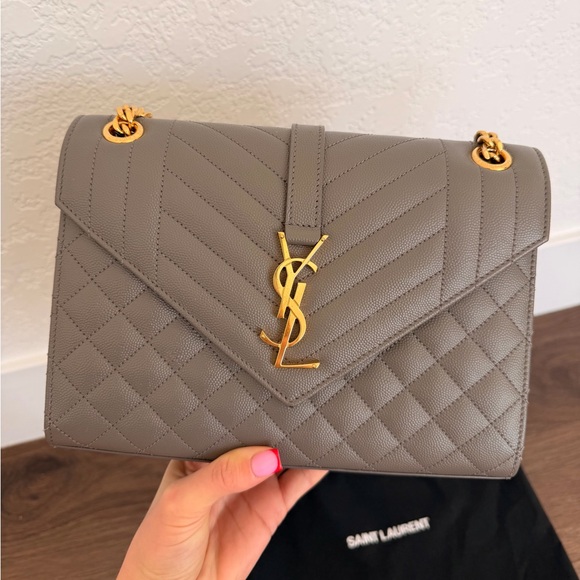 Yves Saint Laurent Handbags - Yves Saint Laurent medium envelope bag